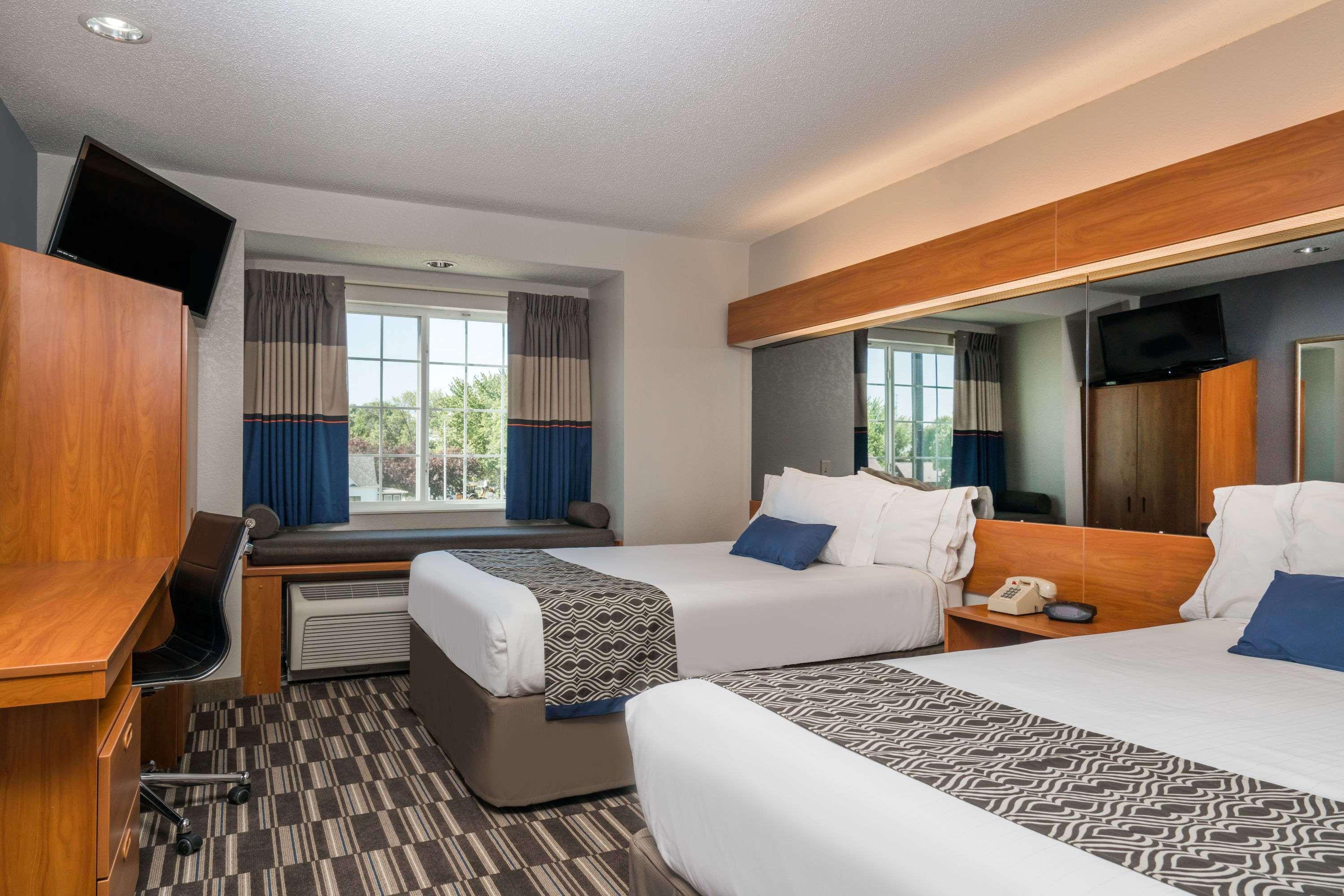 Microtel Inn & Suites By Wyndham Springfield Екстер'єр фото